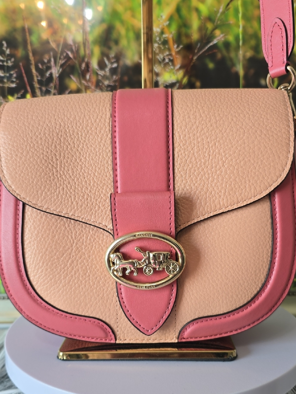 Coach Georgie Saddle Bag Pink & Tan Pebble Leather Crossbody Pink Tan Gold EU - Picture 4 of 15